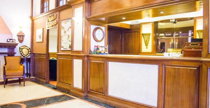 Hotel Nahar Nilgiris Утакаманд Экстерьер фото