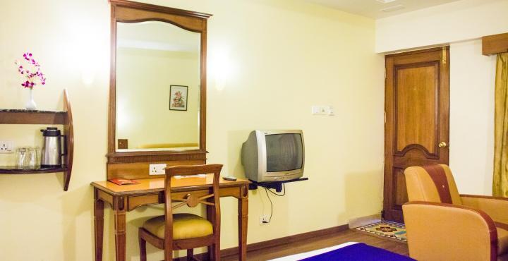 Hotel Nahar Nilgiris Утакаманд Экстерьер фото