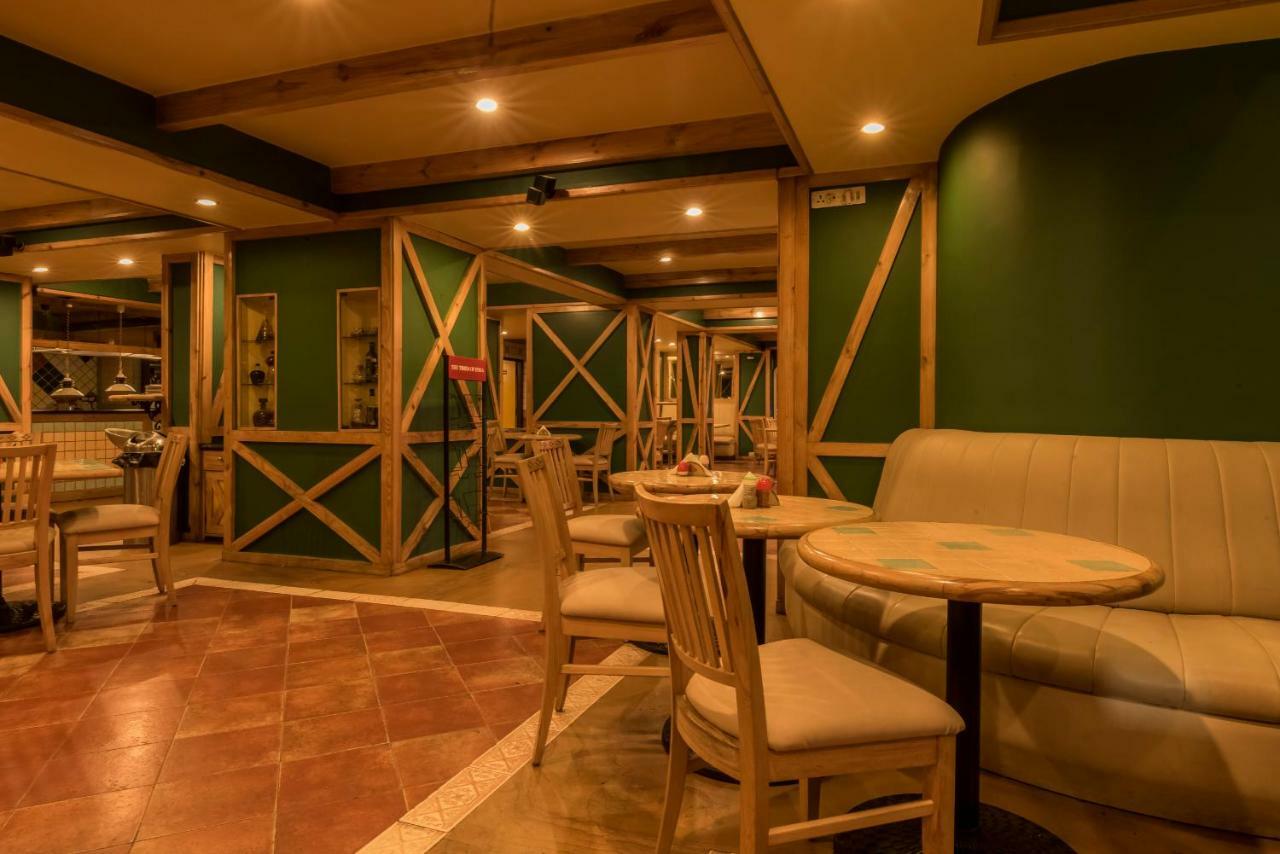 Hotel Nahar Nilgiris Утакаманд Экстерьер фото